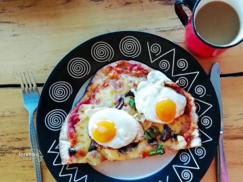Breakfast Pizza at Slakplaas